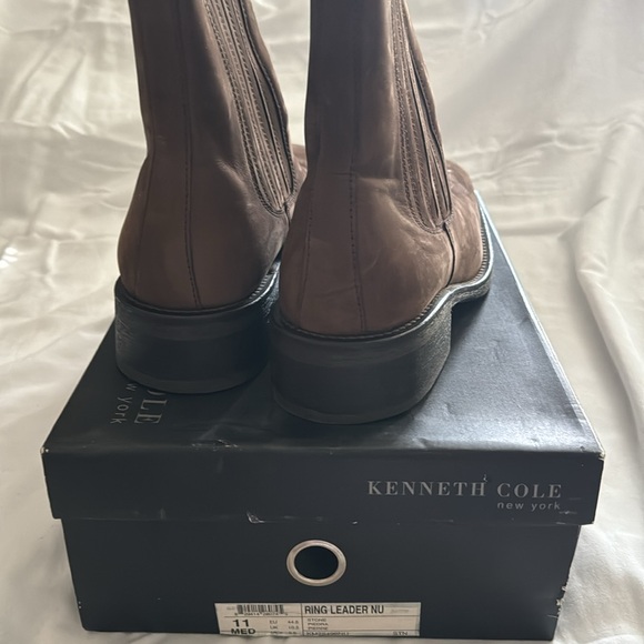 Nubuck Suede Chelsea Style Boot - Picture 4 of 7